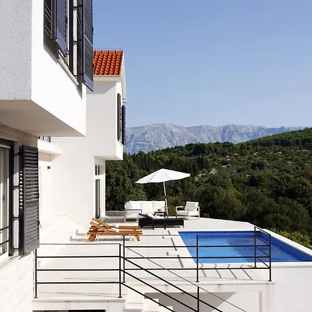 Andora Villa *