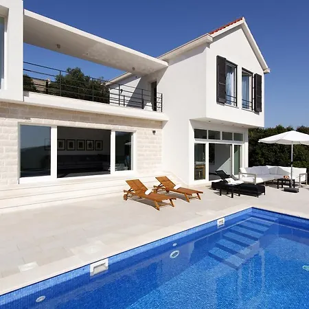Villa Andora Selca (Brac)