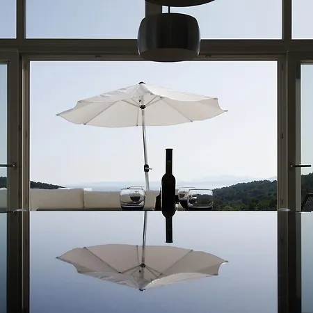 Andora Villa *